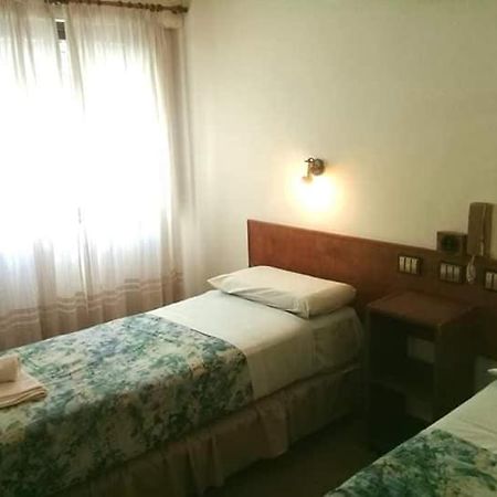 Hotel San Miguel Сан-Антонио-Оэсте Экстерьер фото